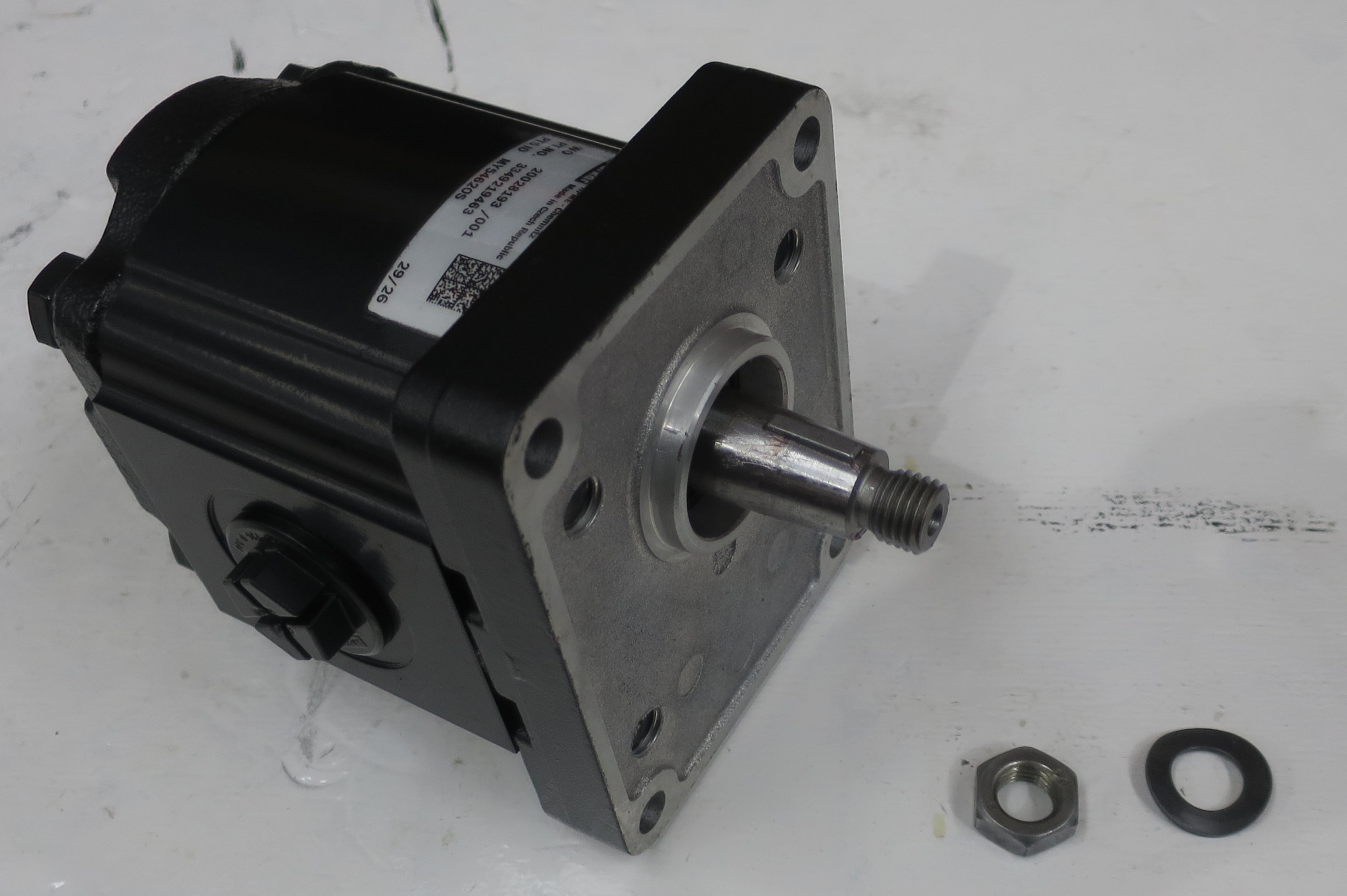 5UM/40228PAR